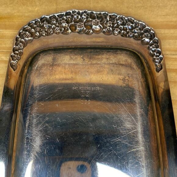 1847 Rogers Bros Silver Plated Party Platter, Serving Trinket Jewelry Dish - Picture 5 of 8